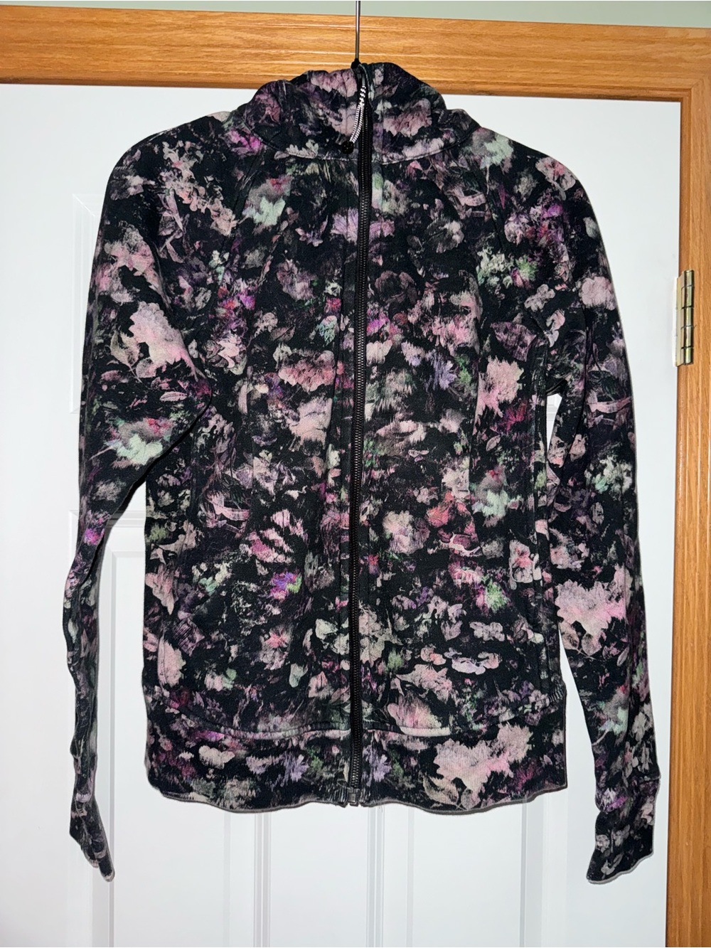 EUC rare Lululemon Scuba Hoodie Zip-Up Jacket w/Floral Marble Print size 8